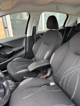 Peugeot 208, снимка 11