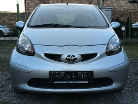 Toyota Aygo -1.0i-68кс(верига)-КЛИМАТИК-, снимка 8