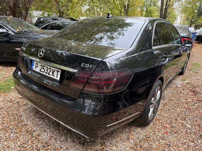 Mercedes-Benz E 220 * AMG* FACE* УНИКАт* DISTRONIK* , снимка 5 - Автомобили и джипове - 43899045