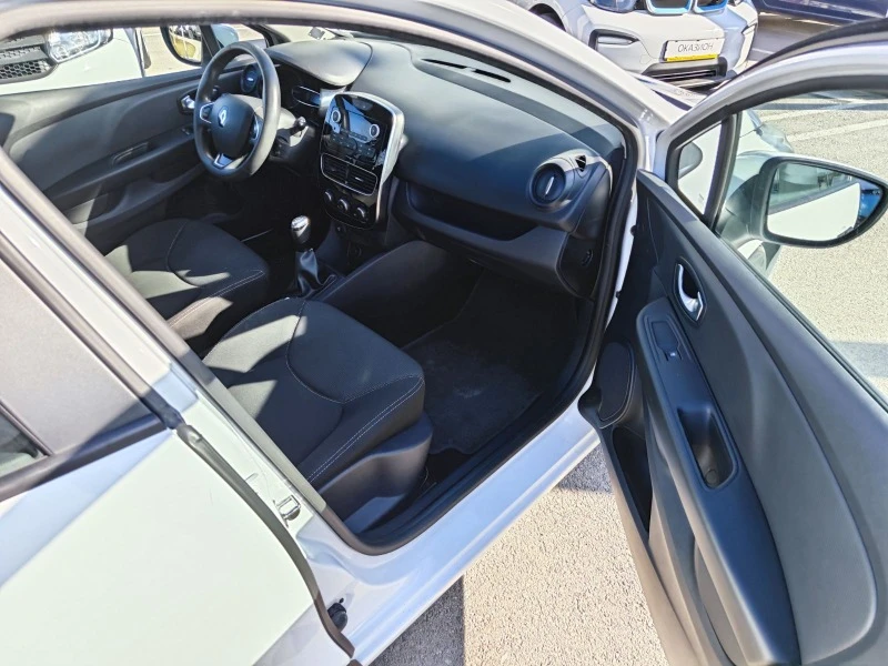 Renault Clio 1.5 DCi 75k.c., снимка 8 - Автомобили и джипове - 44193831