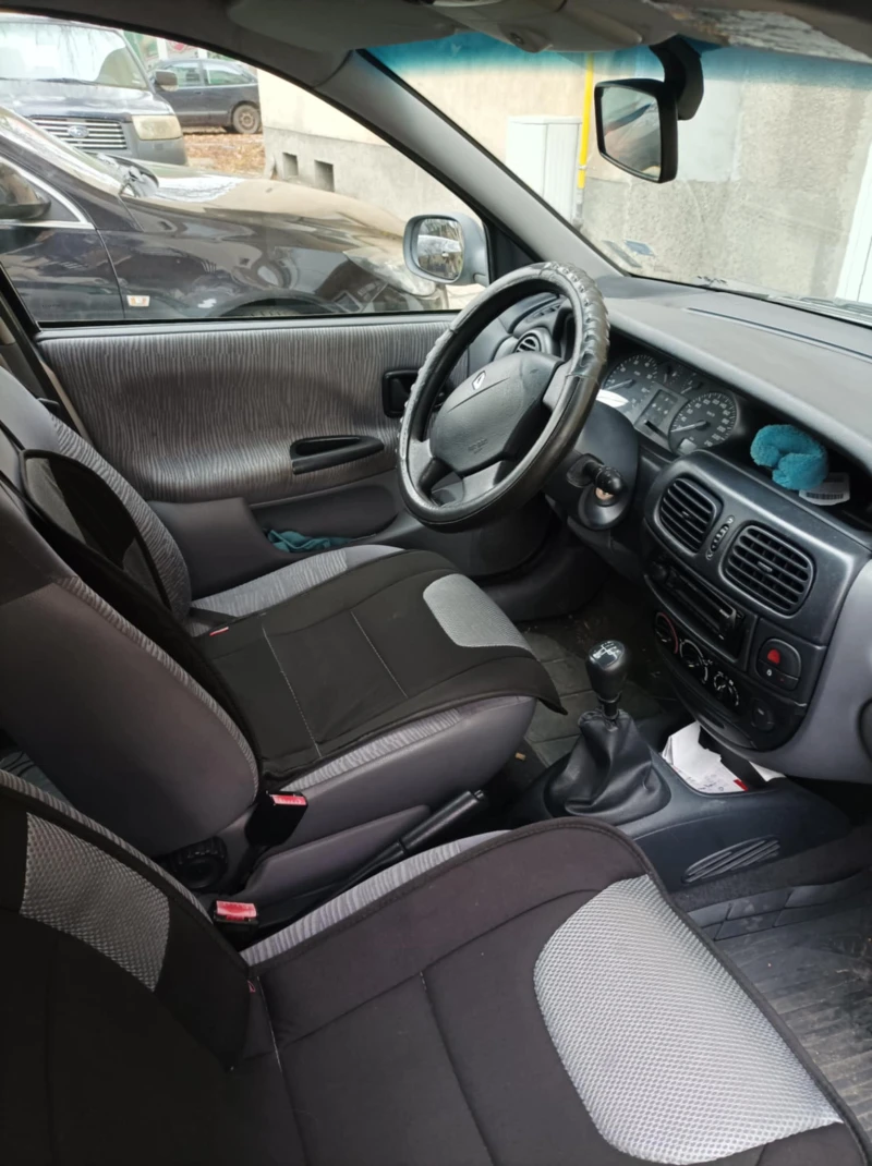 Renault Megane, снимка 5 - Автомобили и джипове - 48272215