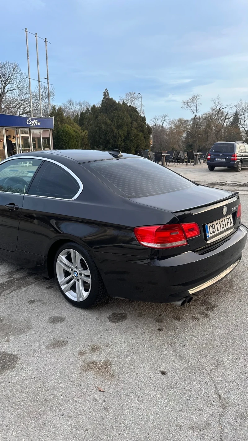 BMW 330, снимка 2 - Автомобили и джипове - 48591467