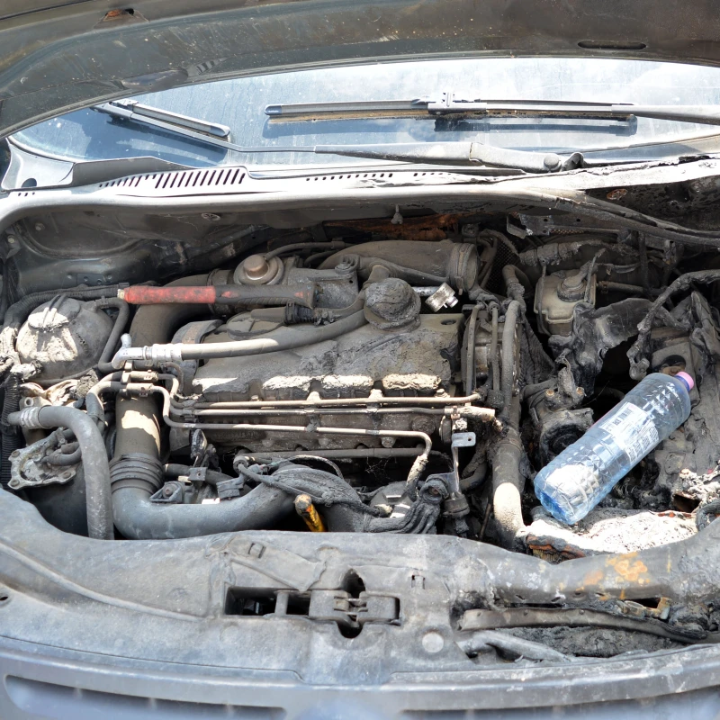 VW Caddy 1.9 TDI, снимка 6 - Автомобили и джипове - 51293398