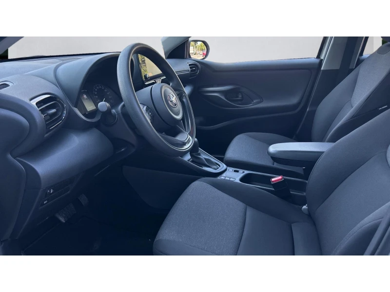 Toyota Yaris Месечна вноска от 350 лв., снимка 12 - Автомобили и джипове - 51988090