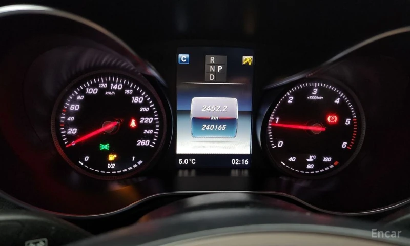 Mercedes-Benz CLC 220, снимка 8 - Автомобили и джипове - 53326139