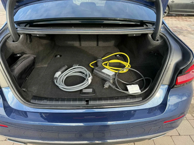 BMW 530E xDrive Luxury Line, снимка 13 - Автомобили и джипове - 53343398