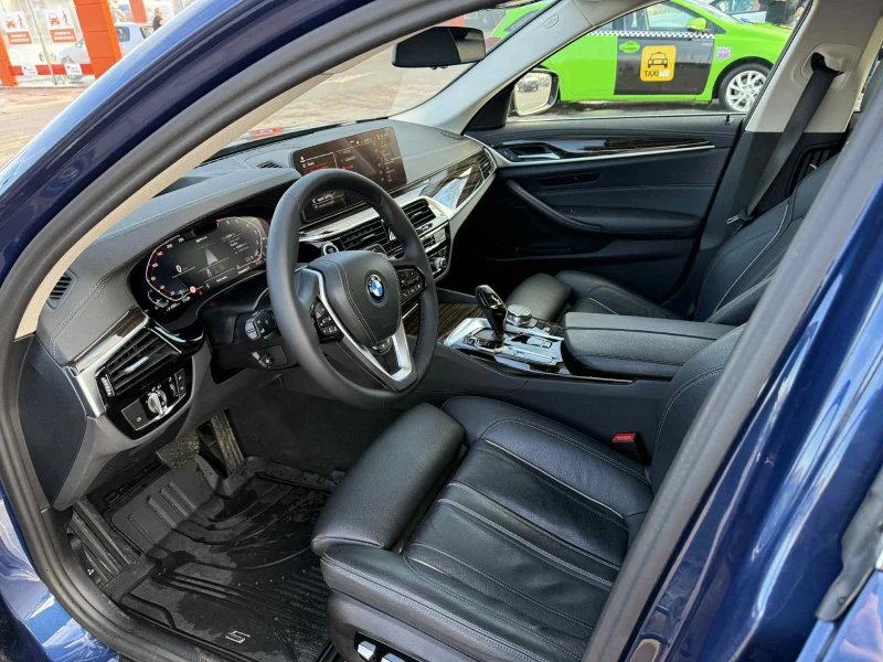 BMW 530E xDrive Luxury Line, снимка 9 - Автомобили и джипове - 53343398