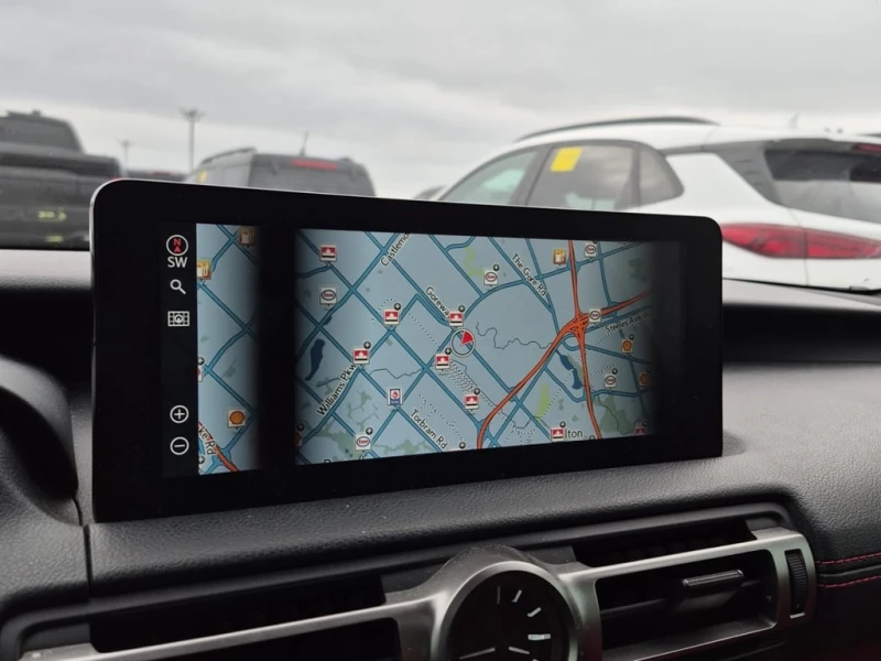 Lexus IS 300 F-Sport V6 * Високо ниво на оборудване * CARFAX * , снимка 7 - Автомобили и джипове - 53450575