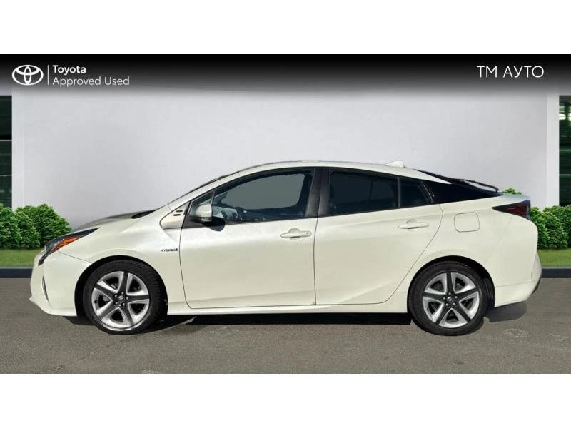 Toyota Prius, снимка 3 - Автомобили и джипове - 47601911