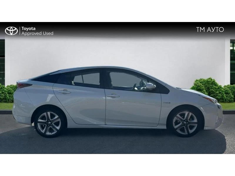 Toyota Prius, снимка 17 - Автомобили и джипове - 47601911