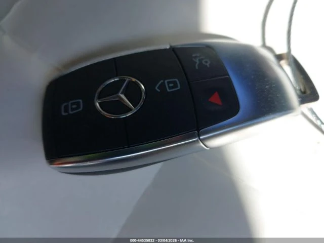 Mercedes-Benz EQB  300 SUV 4MATIC, снимка 10 - Автомобили и джипове - 54456933