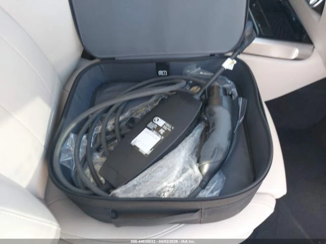 Mercedes-Benz EQB  300 SUV 4MATIC, снимка 11 - Автомобили и джипове - 54456933