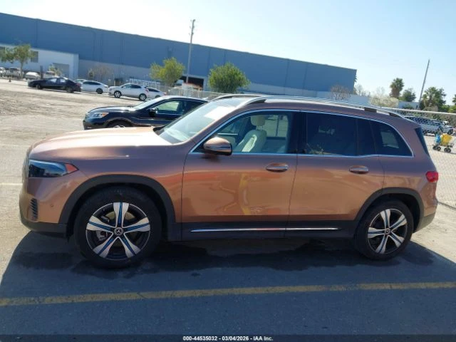 Mercedes-Benz EQB  300 SUV 4MATIC, снимка 14 - Автомобили и джипове - 54456933