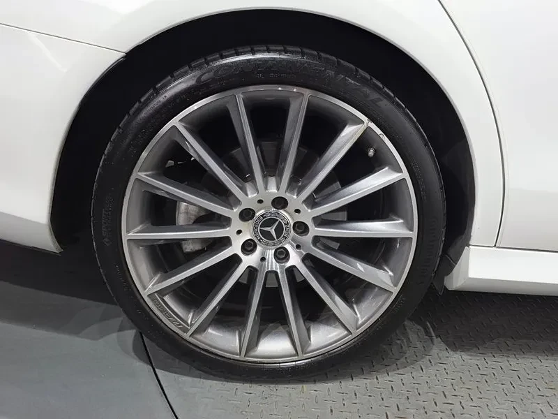 Mercedes-Benz E 350, снимка 5 - Автомобили и джипове - 54833457