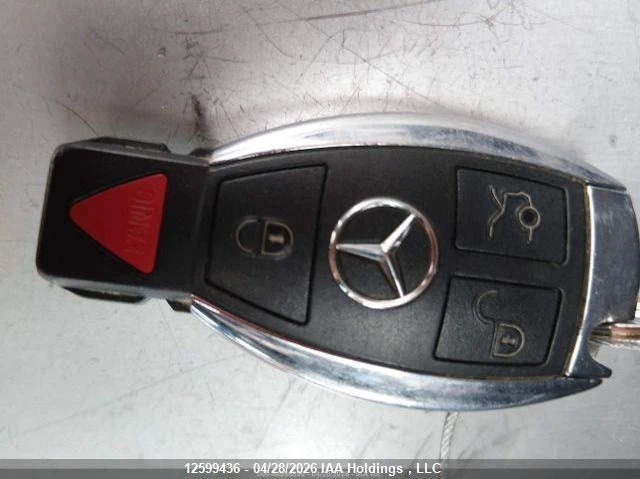 Mercedes-Benz C 300 2.0l 4Mati, снимка 12 - Автомобили и джипове - 54987708