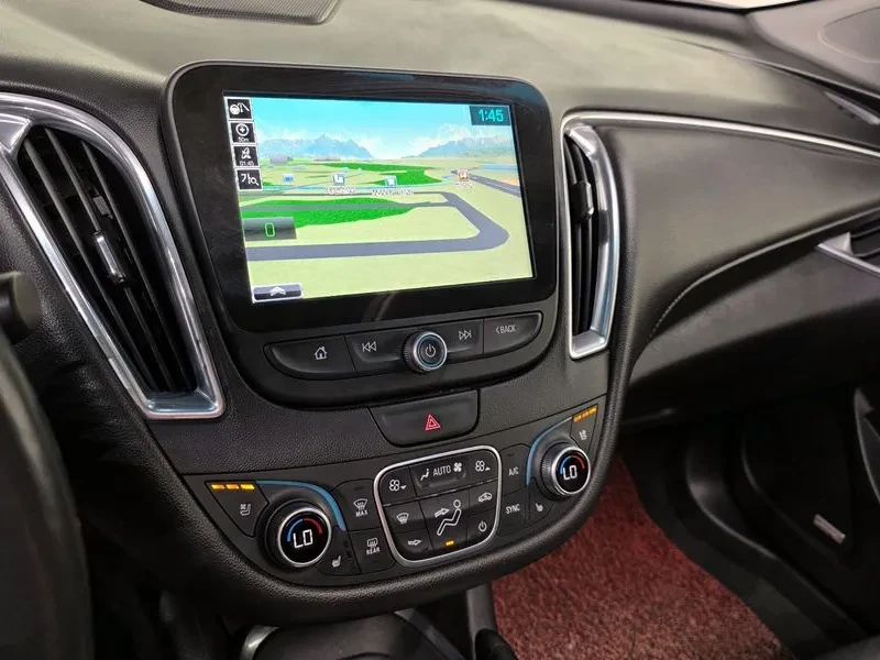 Chevrolet Malibu 2.0T , снимка 14 - Автомобили и джипове - 56162433