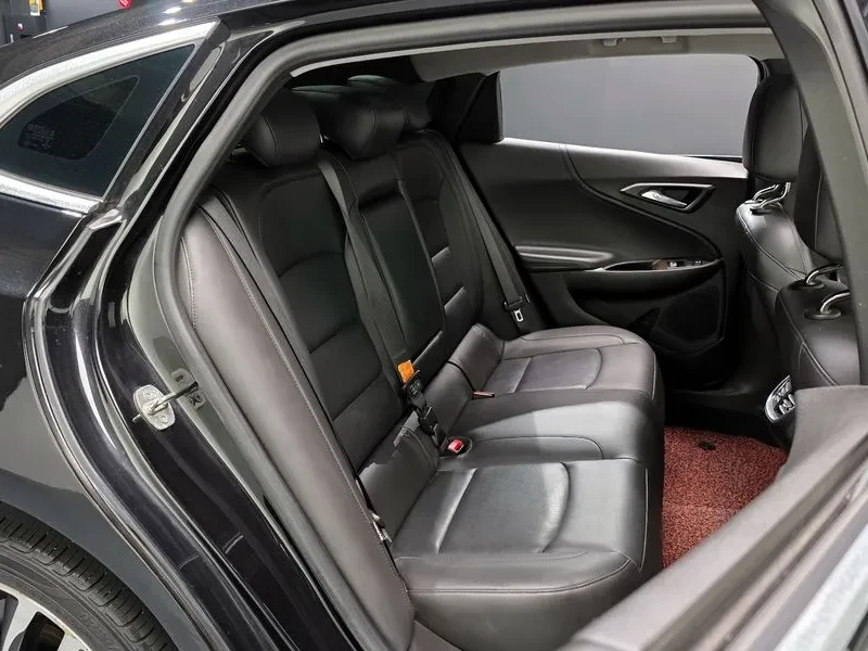 Chevrolet Malibu 2.0T , снимка 11 - Автомобили и джипове - 56162433