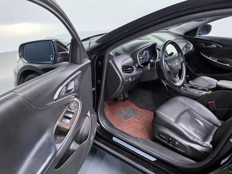 Chevrolet Malibu 2.0T , снимка 10 - Автомобили и джипове - 56162433