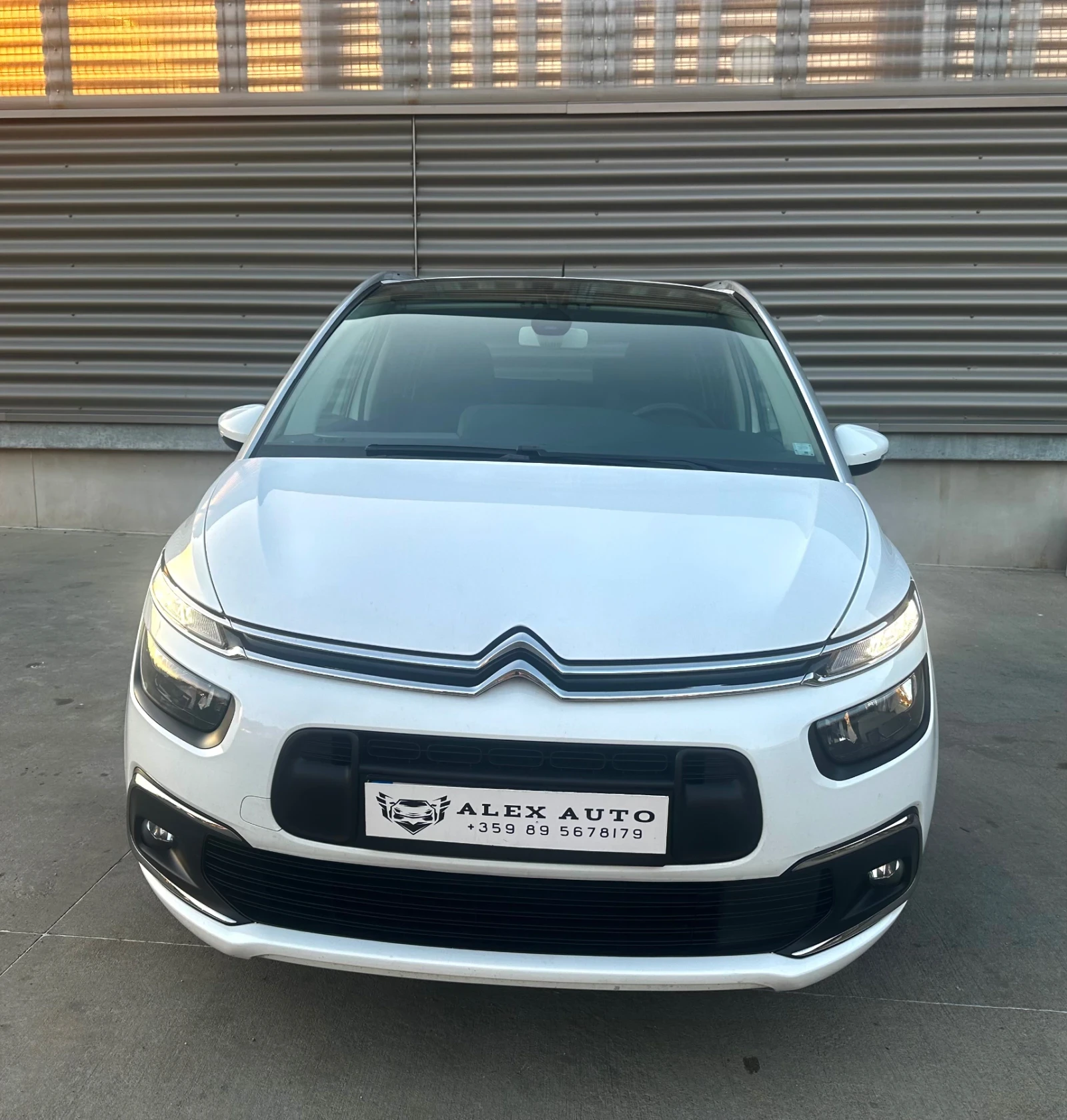 Citroen Grand C4 Picasso 1.5Diesel(automatic) - изображение 3