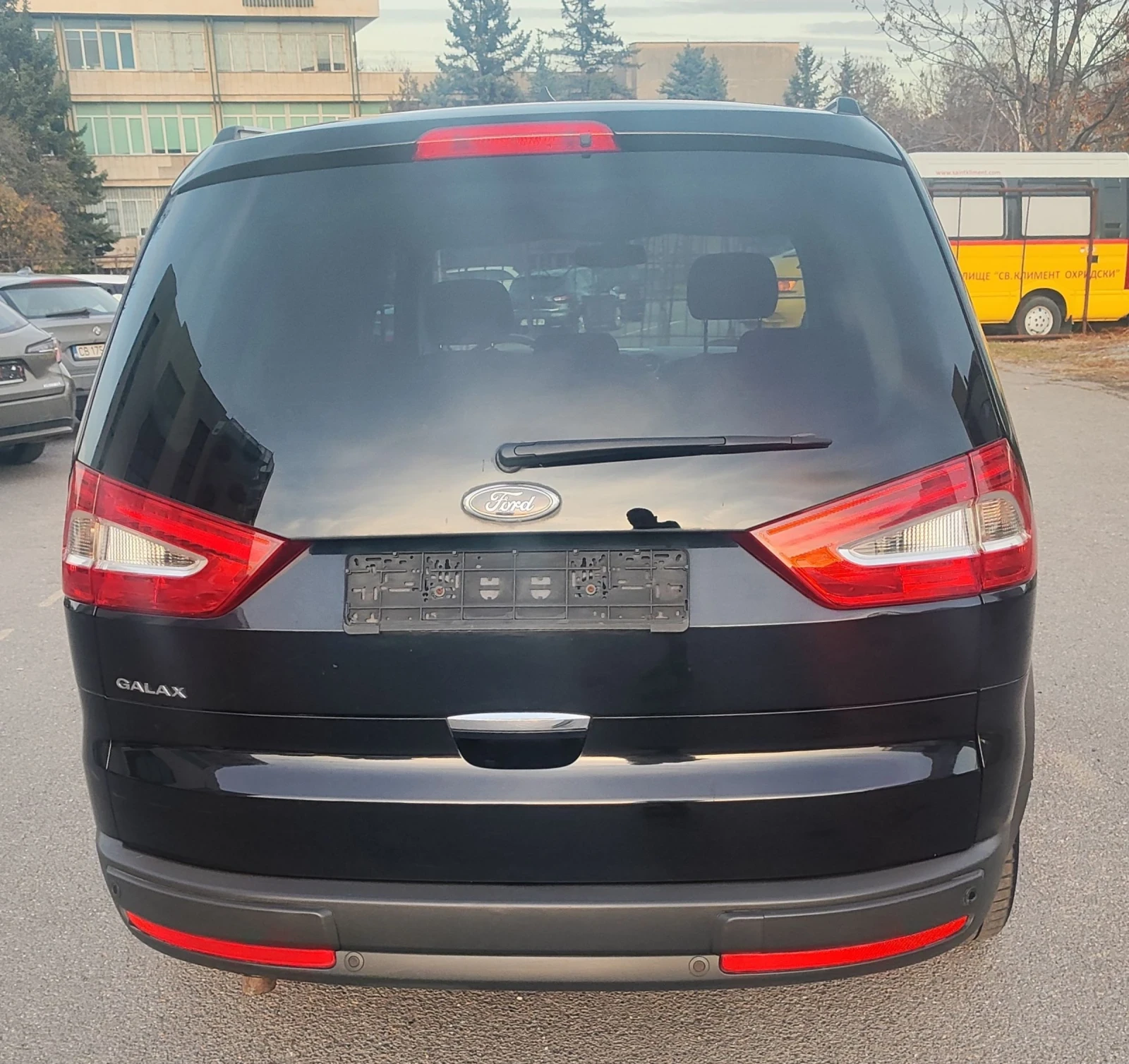 Ford Galaxy Facelift, 7 места , панорама , навигация - изображение 9