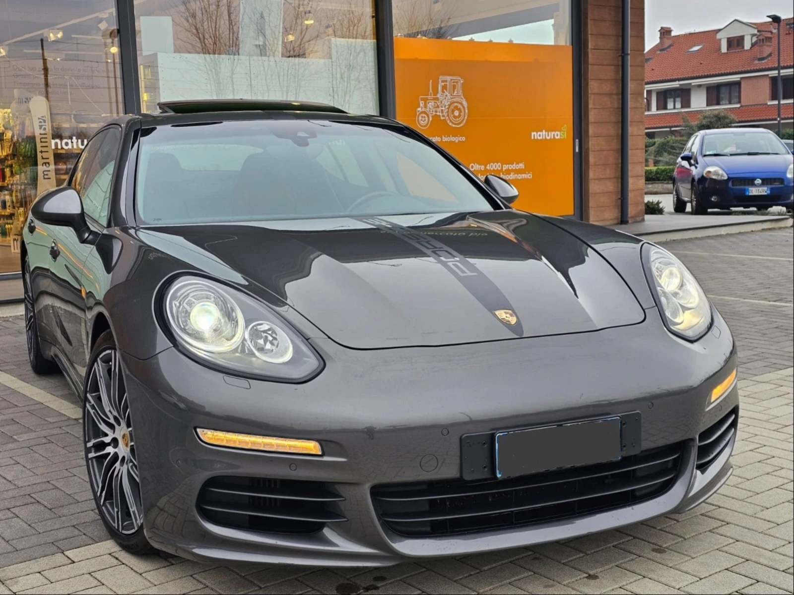Porsche Panamera Топ състояние Регистрирана Реални километри!!! - изображение 2
