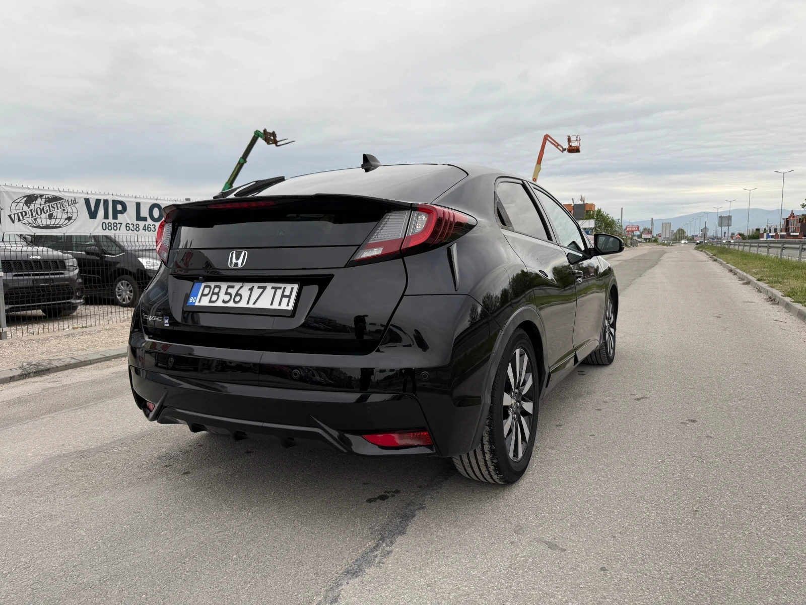Honda Civic 1.6i-DTEC* LED INTELIGENT* DISTRONIC* NAVI* TYPE M - изображение 8