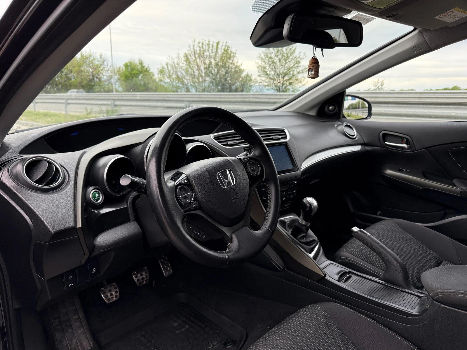 Honda Civic 1.6i-DTEC* LED INTELIGENT* DISTRONIC* NAVI* TYPE M - изображение 9