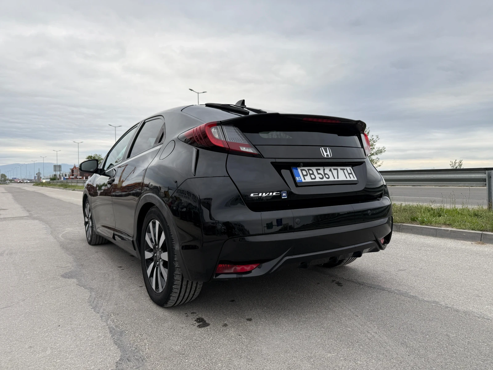 Honda Civic 1.6i-DTEC* LED INTELIGENT* DISTRONIC* NAVI* TYPE M - изображение 6