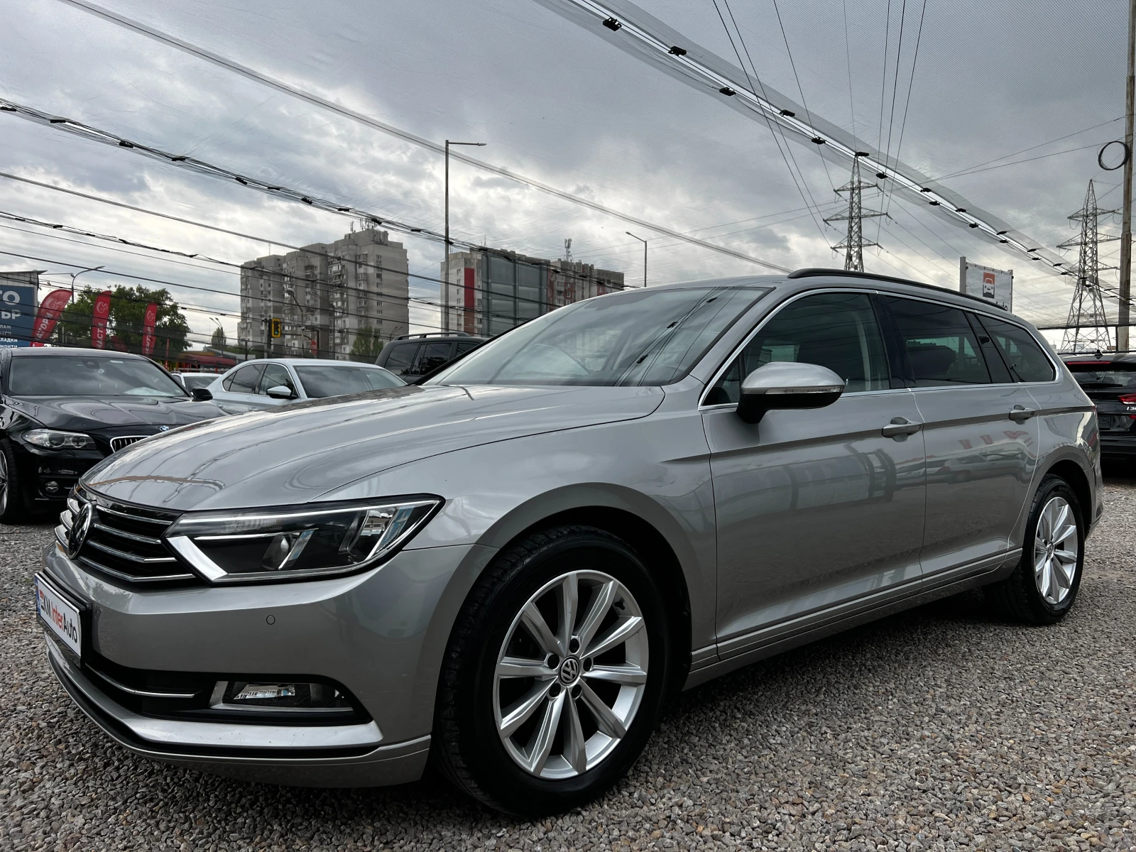 VW Passat 2.0TDI AUT/HIGHLINE/NAVI/СЕРВИЗНА ИСТОРИЯ/ACC