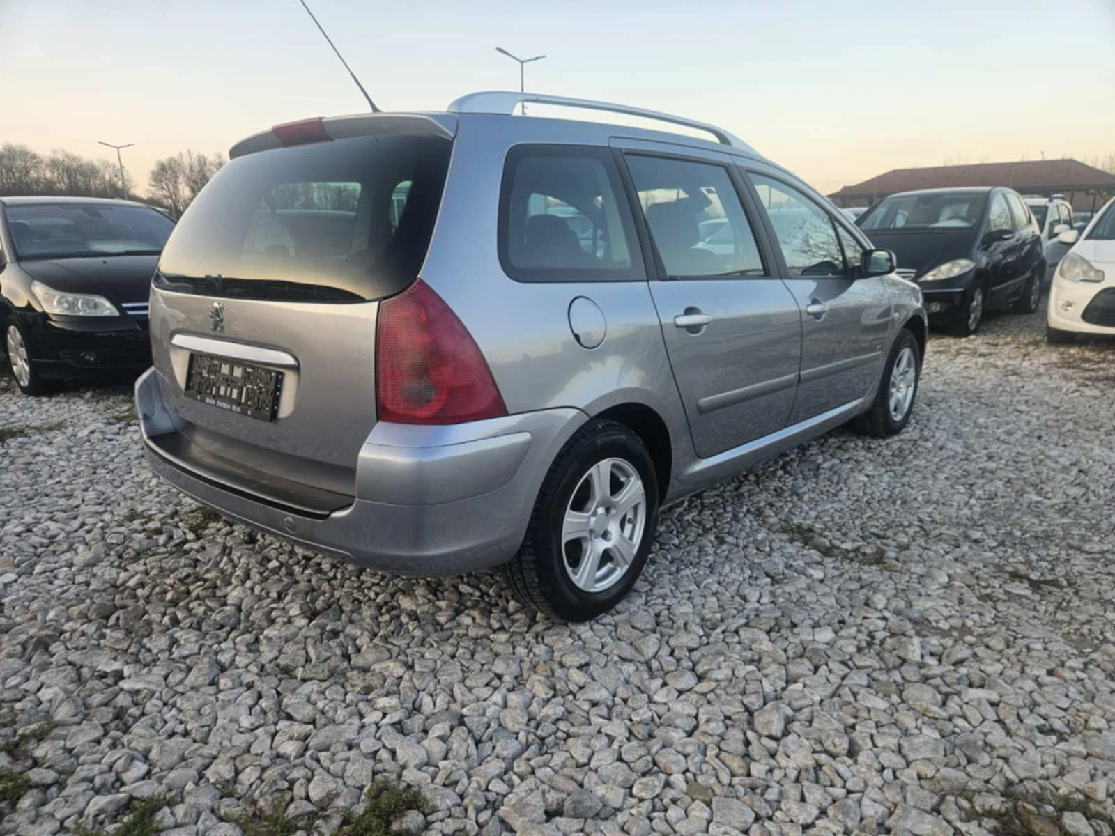 Peugeot 307 1.6HDI - изображение 6