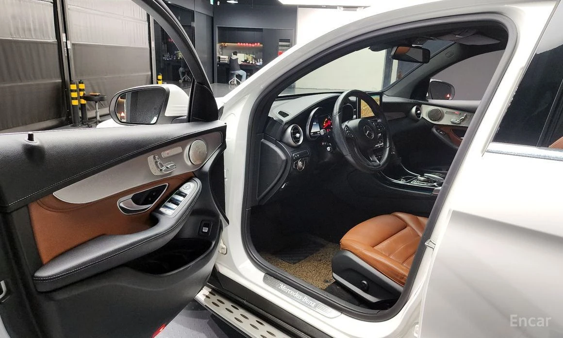 Mercedes-Benz CLC 220  - изображение 10