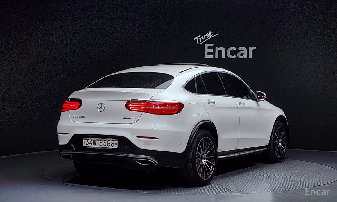 Mercedes-Benz CLC 220  - изображение 2