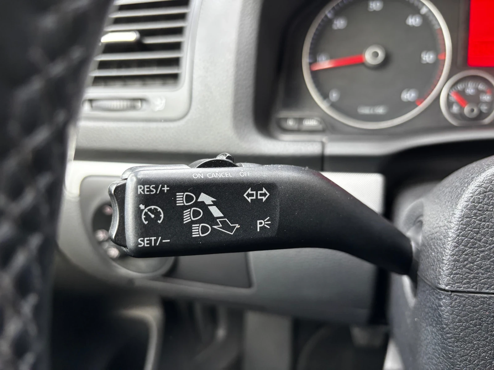 VW Golf V 1.9TDI - изображение 8