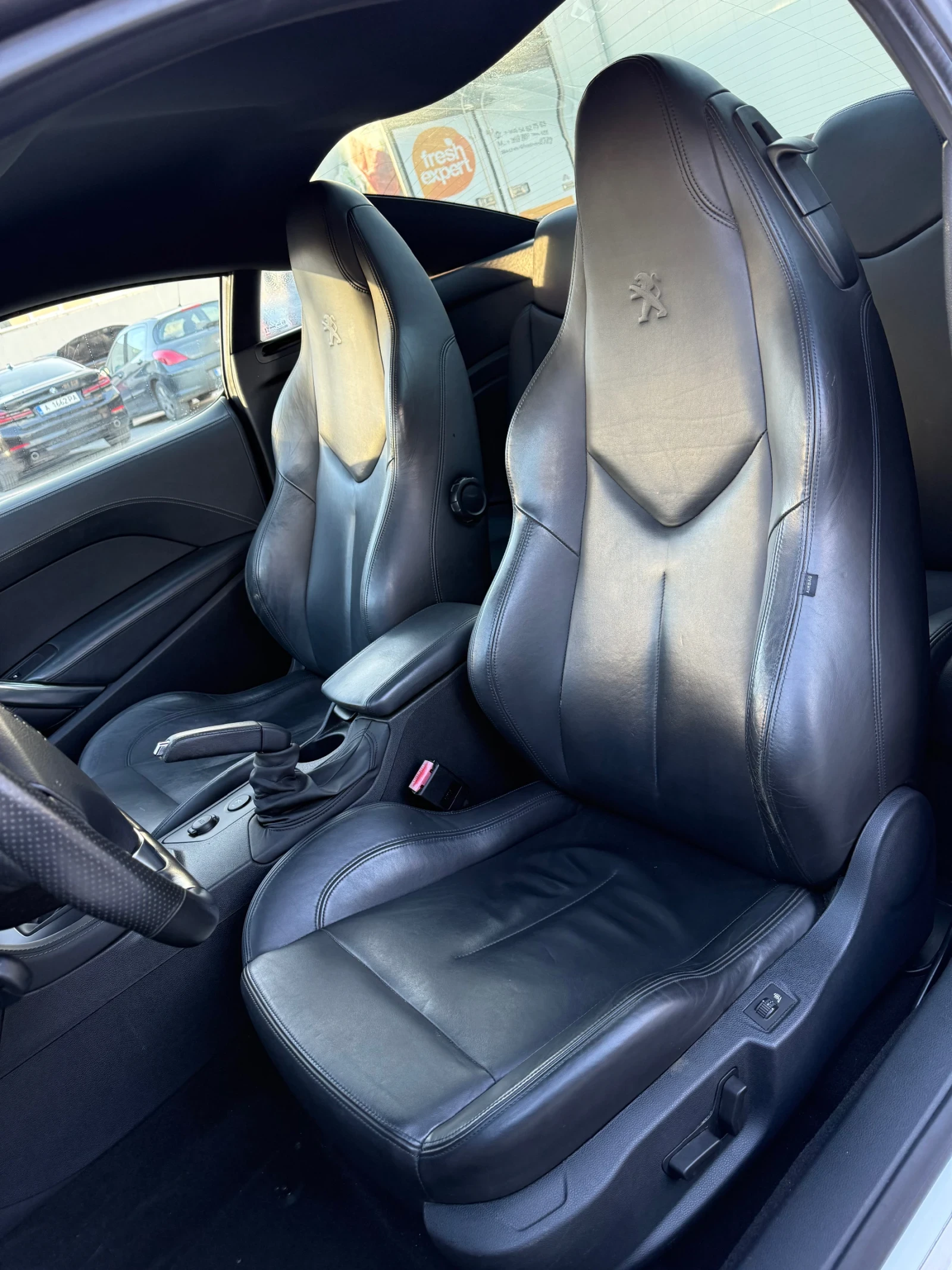 Peugeot RCZ 1.6i 156hp, снимка 9 - Автомобили и джипове - 53835579