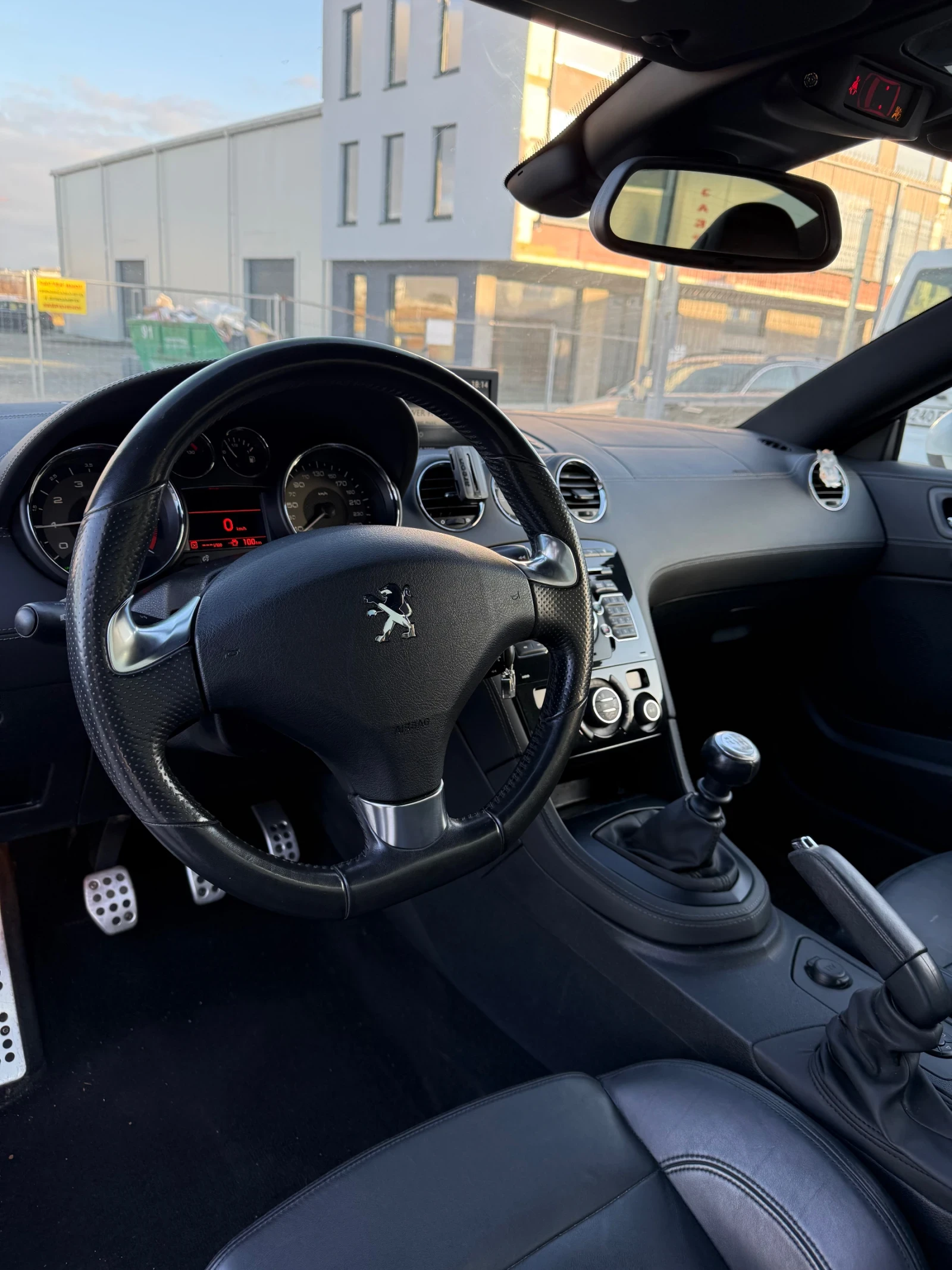 Peugeot RCZ 1.6i 156hp, снимка 10 - Автомобили и джипове - 53835579