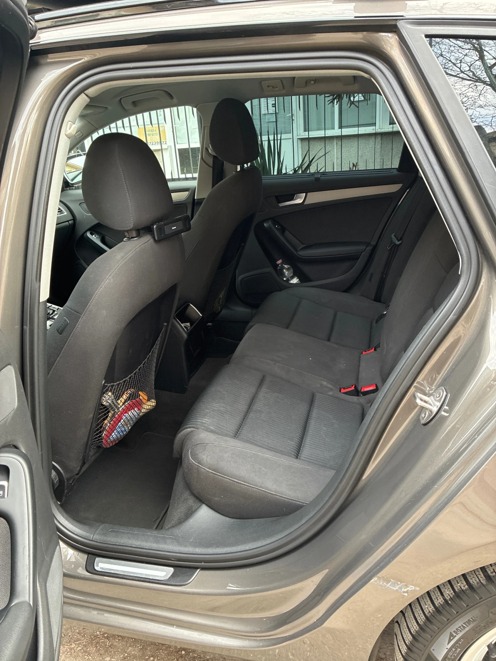 Audi A4, снимка 7 - Автомобили и джипове - 53867165