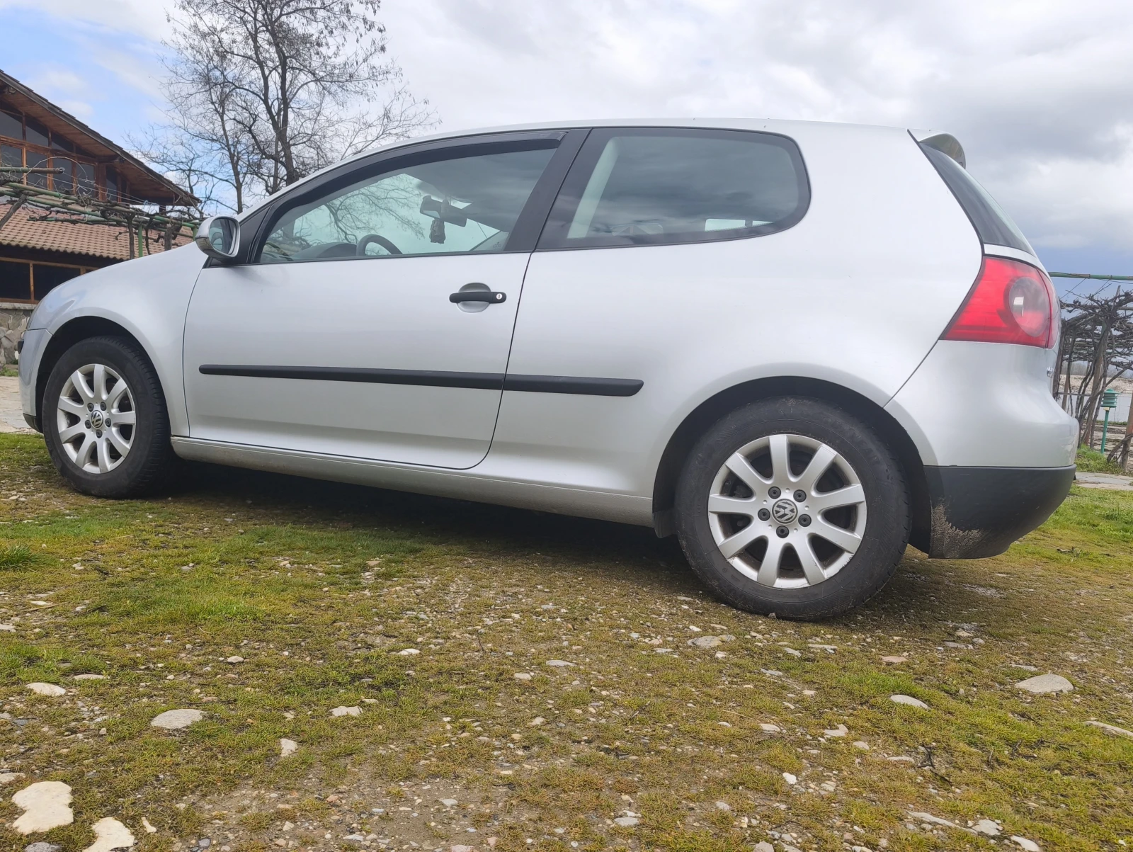 VW Golf V, снимка 4 - Автомобили и джипове - 54235988