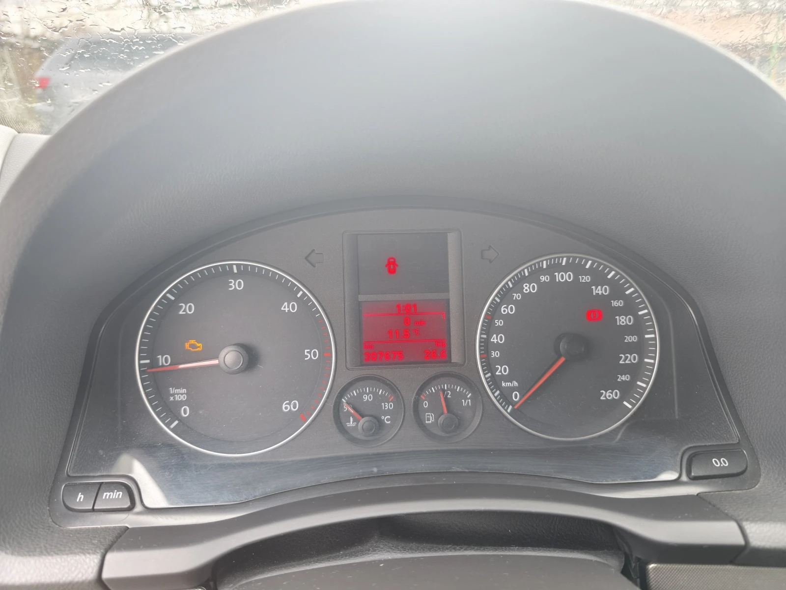 VW Golf V, снимка 10 - Автомобили и джипове - 54235988