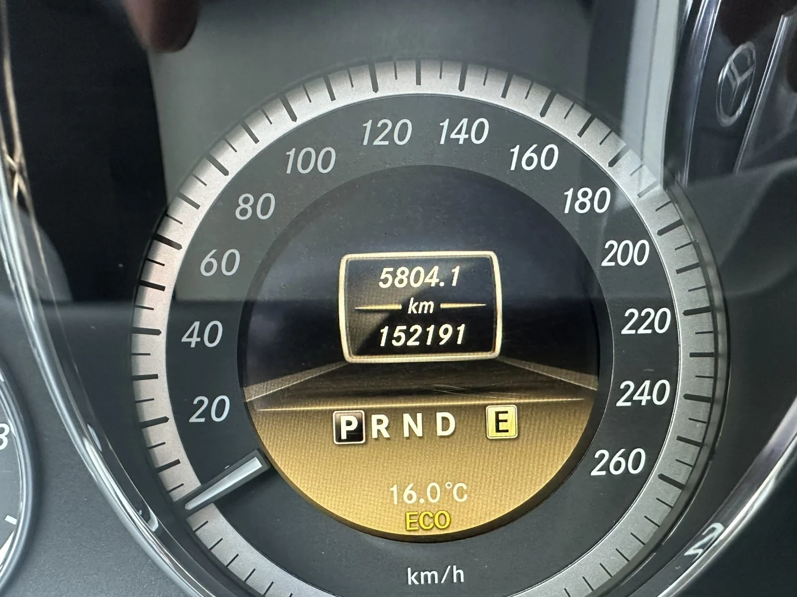 Mercedes-Benz E 350 AMG optic / 265hp / NEW / 7g plus, снимка 15 - Автомобили и джипове - 54302871