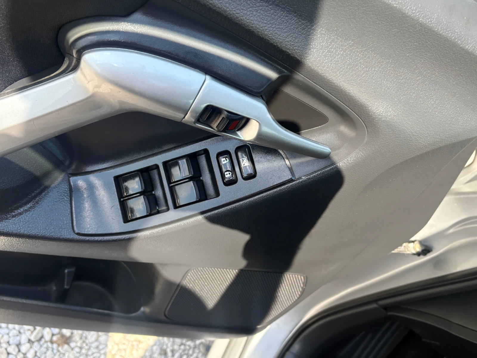 Toyota Verso, снимка 6 - Автомобили и джипове - 54853599