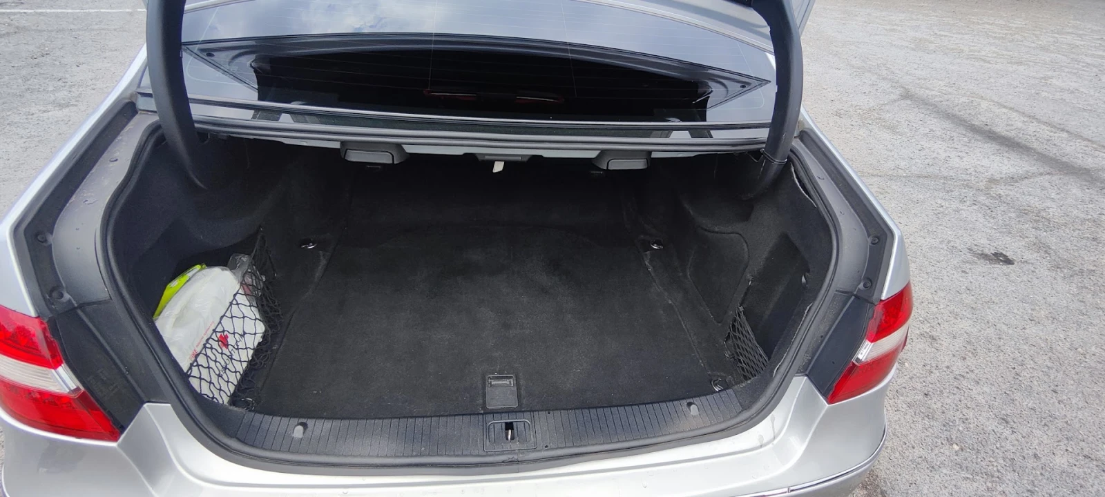 Mercedes-Benz E 300 CDI BlueEFFICIENCY, снимка 4 - Автомобили и джипове - 55400992