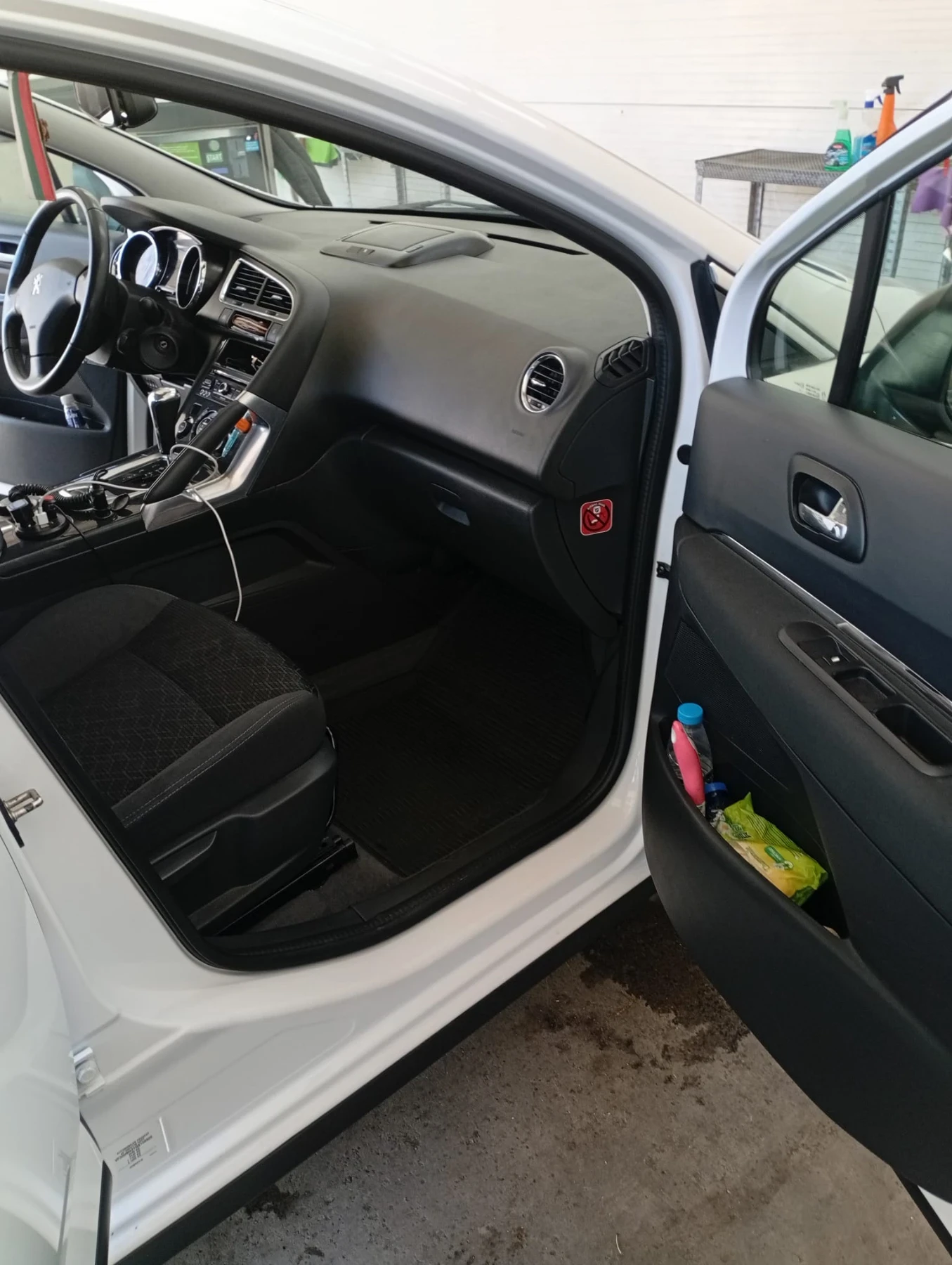 Peugeot 3008 Алюре, снимка 8 - Автомобили и джипове - 55692404