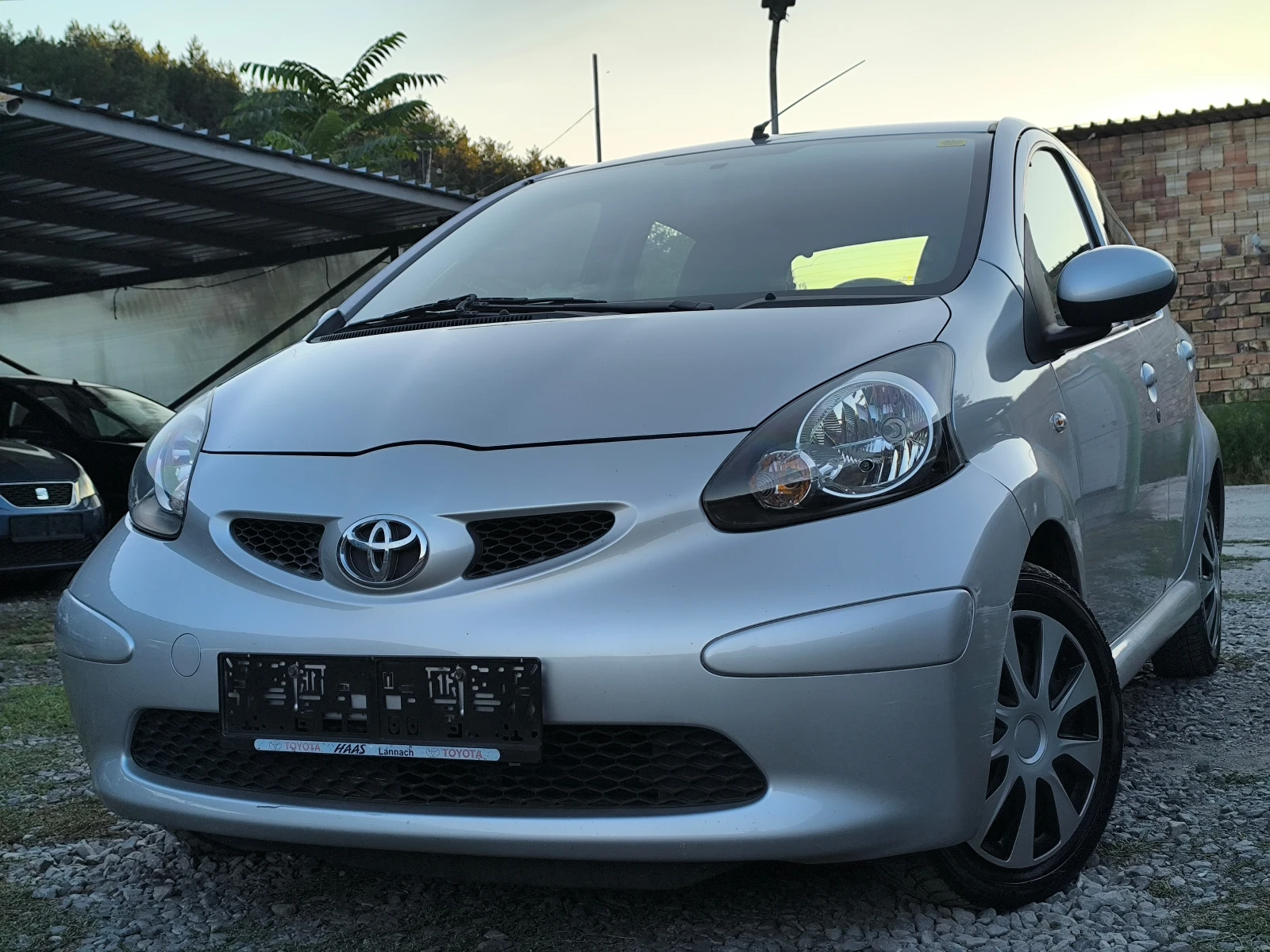 Toyota Aygo -1.0i-68��(������)-��������- | Mobile.bg � ����������� 7