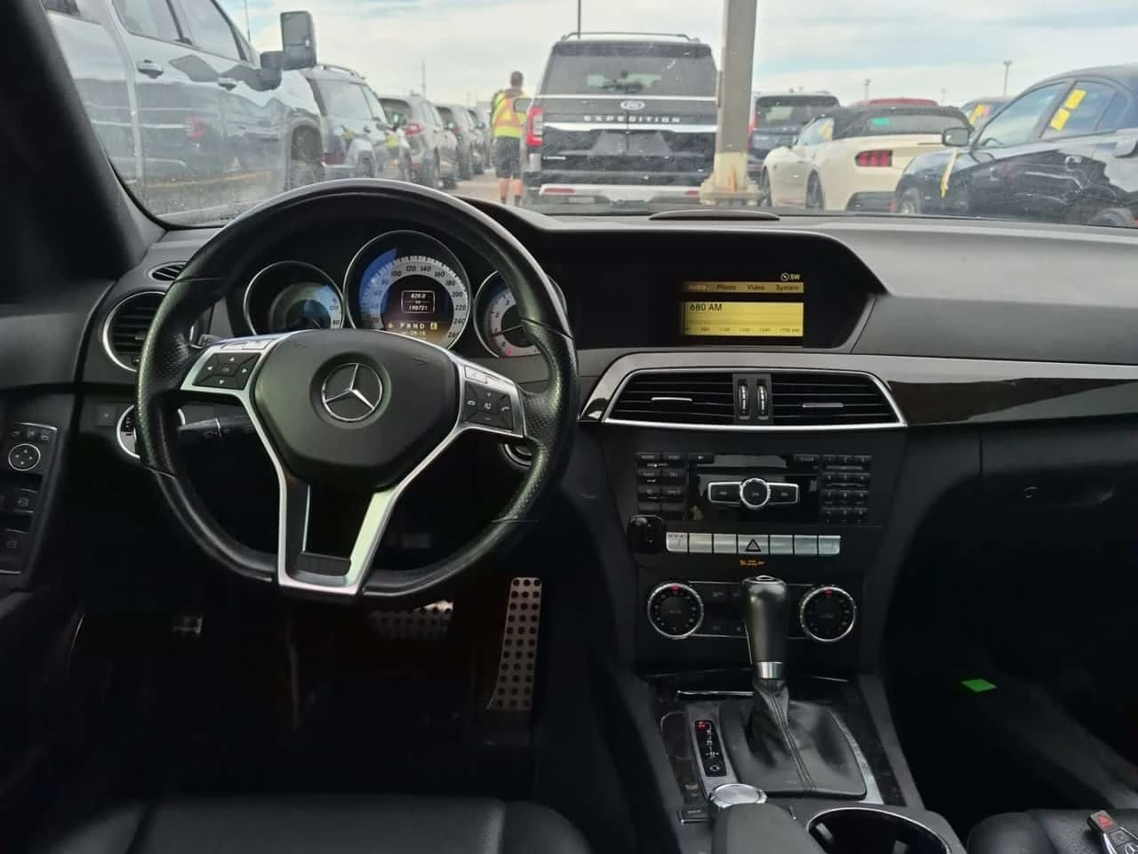 Mercedes-Benz C 350 АМГ ПАКЕТ/4matic/ПОДГРЕВ/ФИНАНСИРАНЕ, снимка 10 - Автомобили и джипове - 56262258