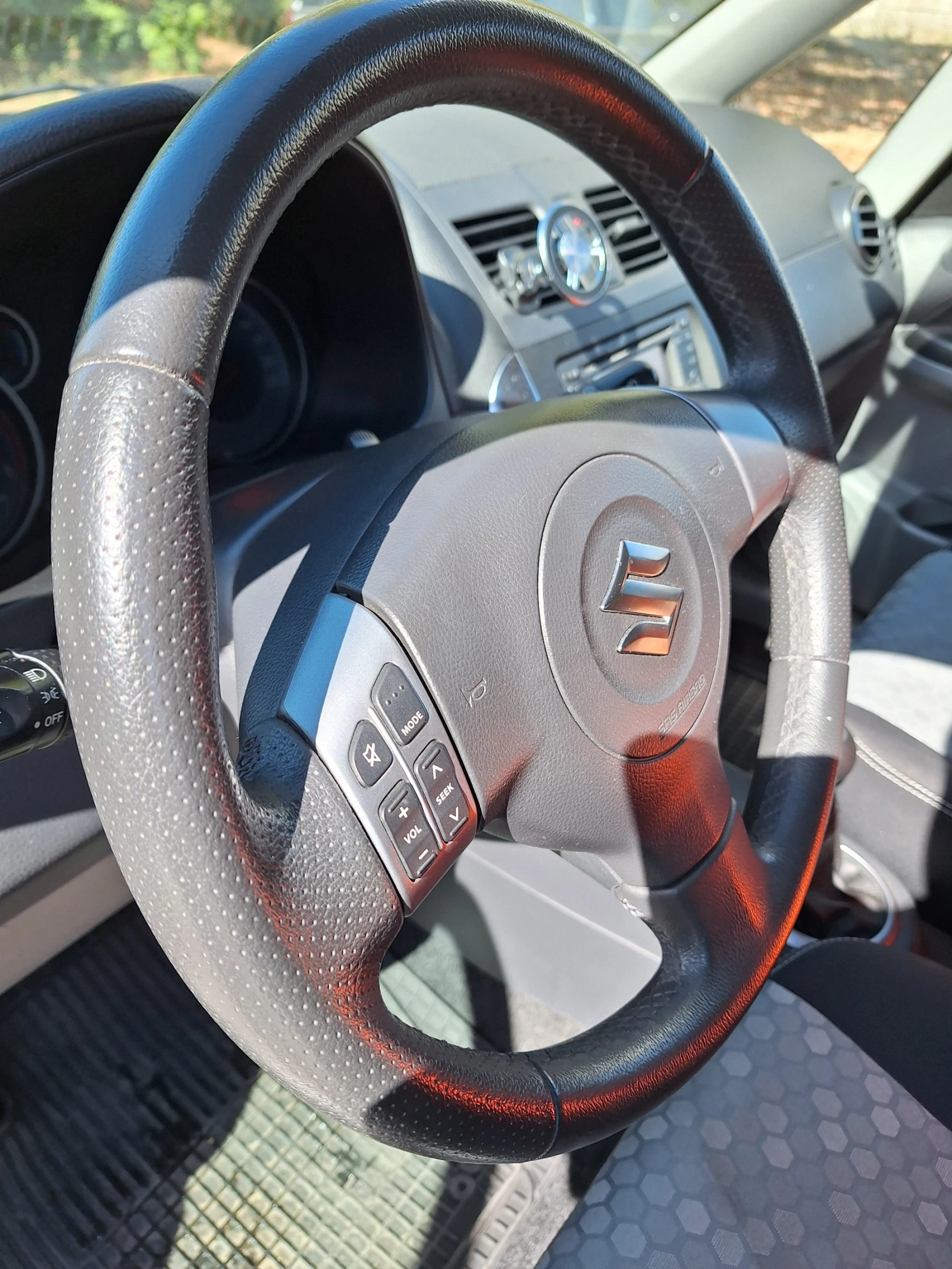 Suzuki SX4, снимка 6 - Автомобили и джипове - 56267260