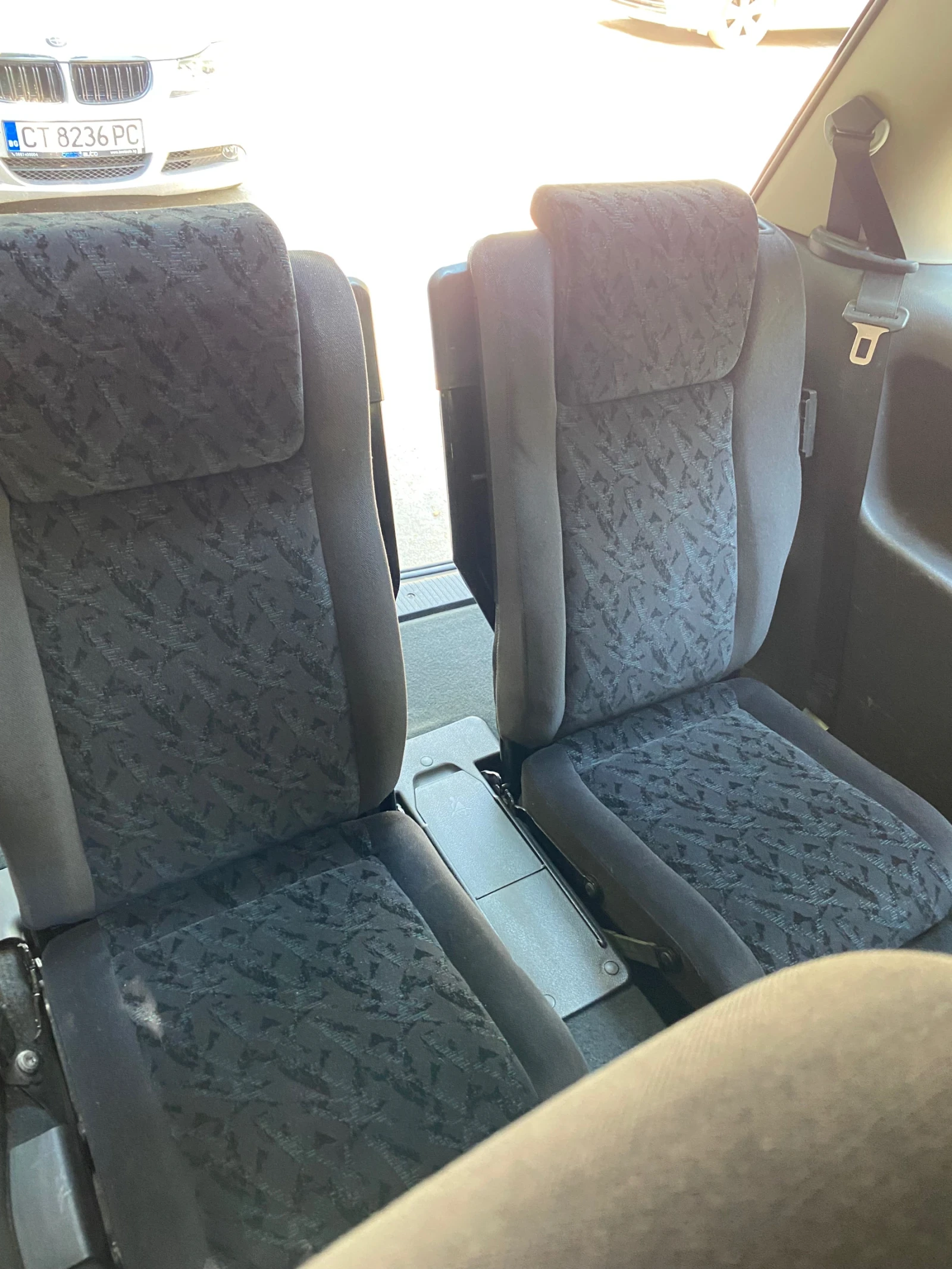 Opel Zafira, снимка 3 - Автомобили и джипове - 56299702