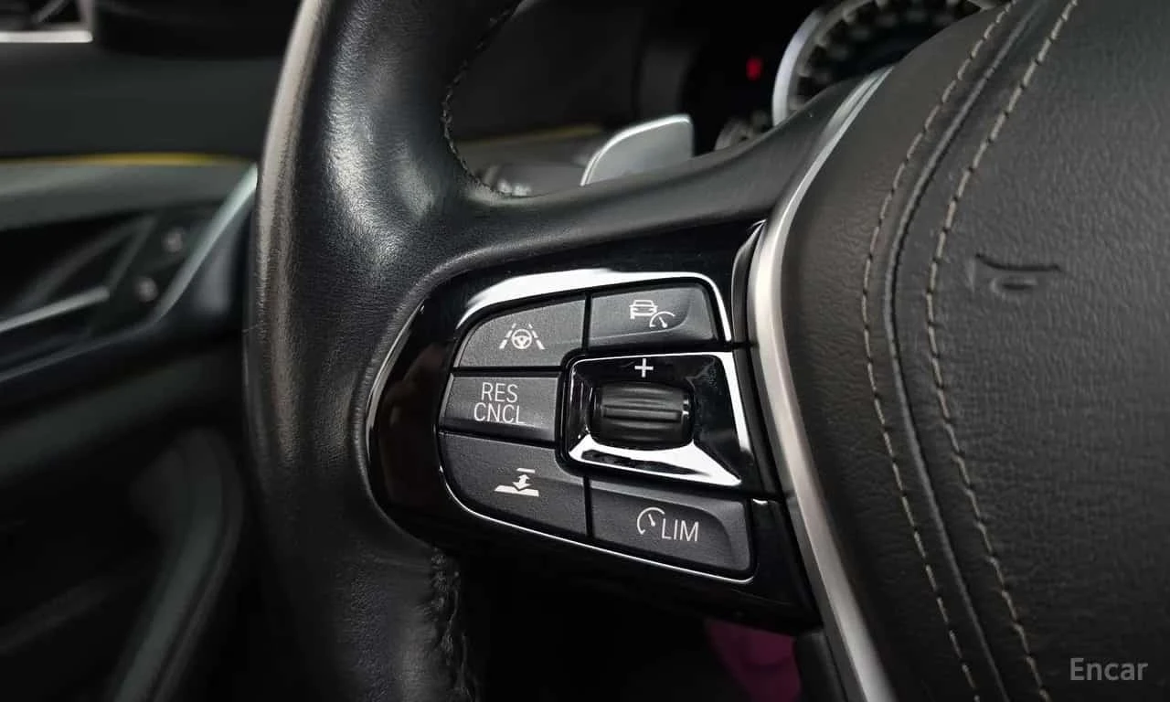 BMW 530 * xDrive M Sport * DISPLAY KEY * ������� * HEAD UP | Mobile.bg � ����������� 16