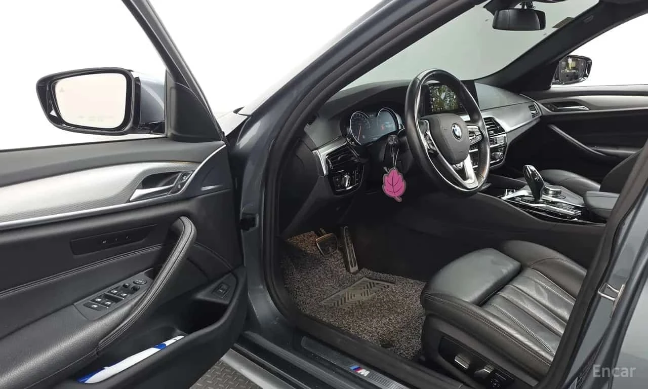 BMW 530 * xDrive M Sport * DISPLAY KEY * ������� * HEAD UP | Mobile.bg � ����������� 10