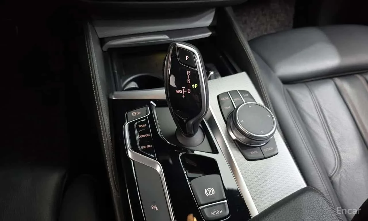BMW 530 * xDrive M Sport * DISPLAY KEY * ������� * HEAD UP | Mobile.bg � ����������� 9
