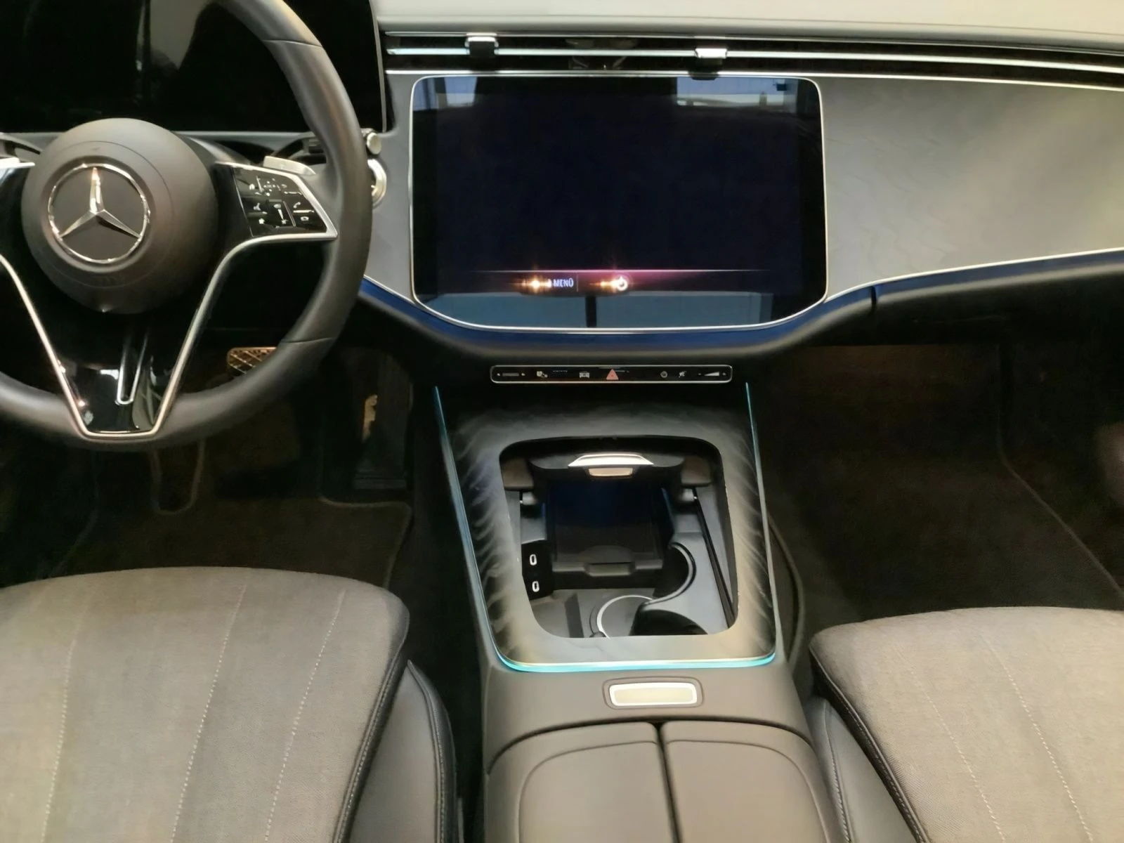 Mercedes-Benz E 220 MHEV | 227 �.�| ��������| DISTRONIC| 9G-TRONIC | Mobile.bg � ����������� 8
